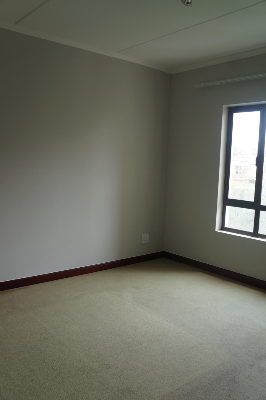 2 Bedroom Property for Sale in Erand Gardens Gauteng