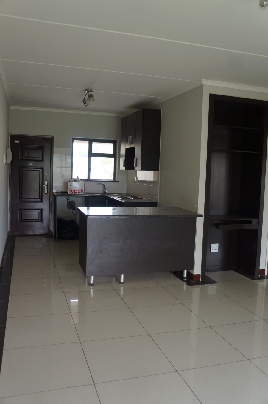 2 Bedroom Property for Sale in Erand Gardens Gauteng