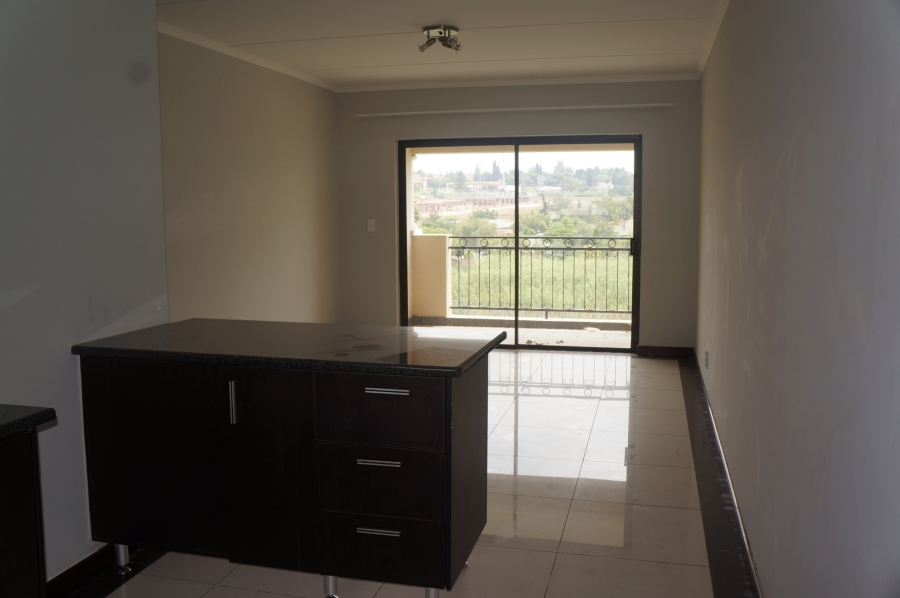 2 Bedroom Property for Sale in Erand Gardens Gauteng