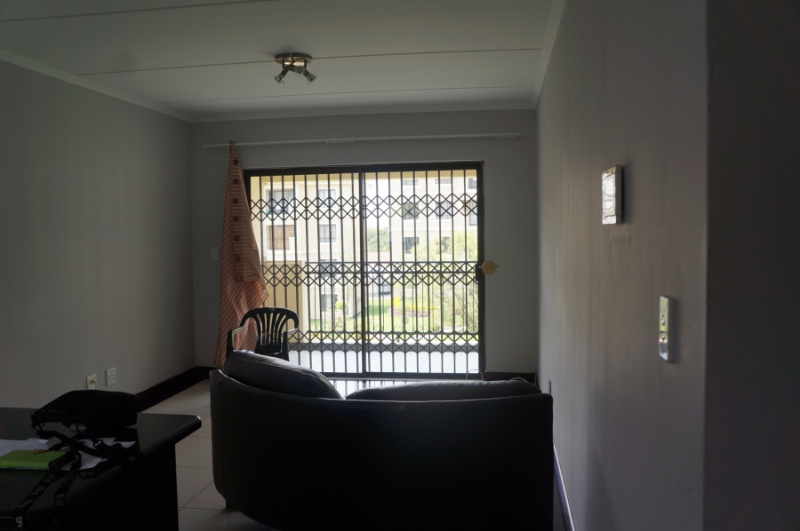 2 Bedroom Property for Sale in Erand Gardens Gauteng