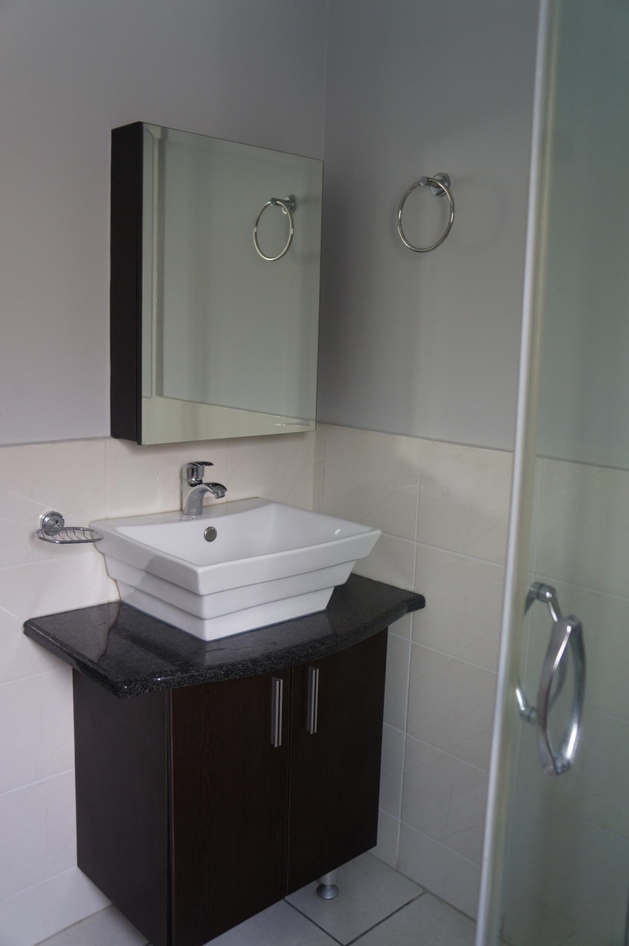 2 Bedroom Property for Sale in Erand Gardens Gauteng