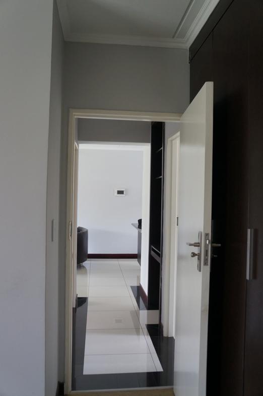 2 Bedroom Property for Sale in Erand Gardens Gauteng