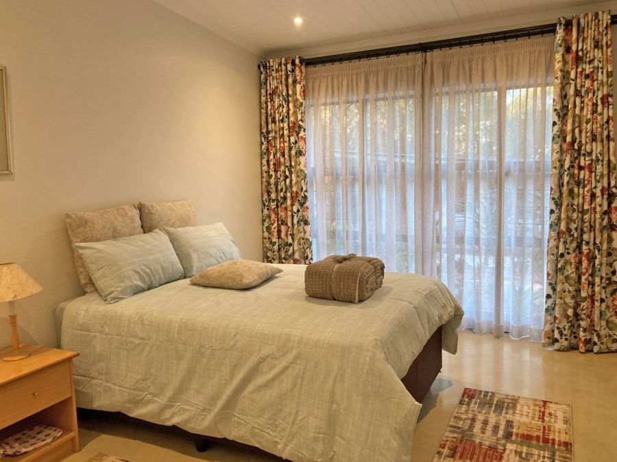 To Let 1 Bedroom Property for Rent in Linden Gauteng