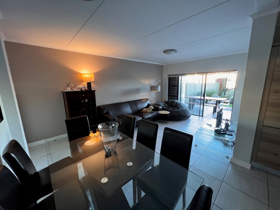 3 Bedroom Property for Sale in Waterfall Heights Gauteng