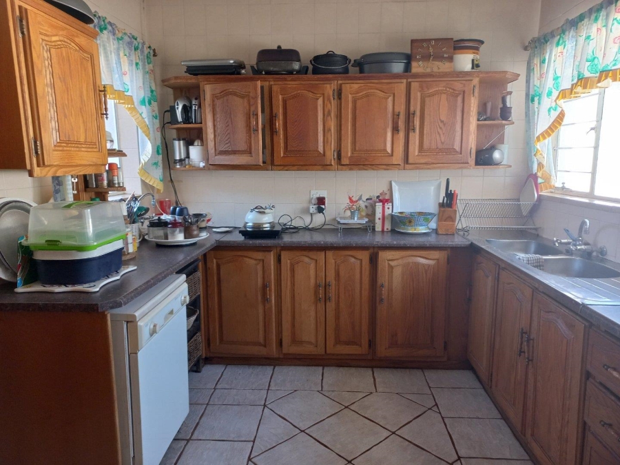 3 Bedroom Property for Sale in Helikonpark Gauteng