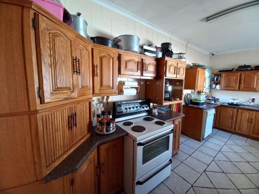 3 Bedroom Property for Sale in Helikonpark Gauteng