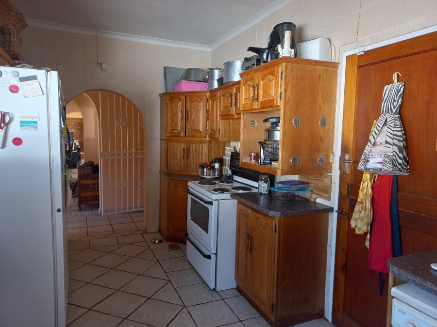 3 Bedroom Property for Sale in Helikonpark Gauteng
