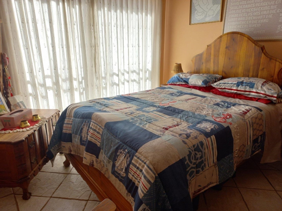 3 Bedroom Property for Sale in Helikonpark Gauteng