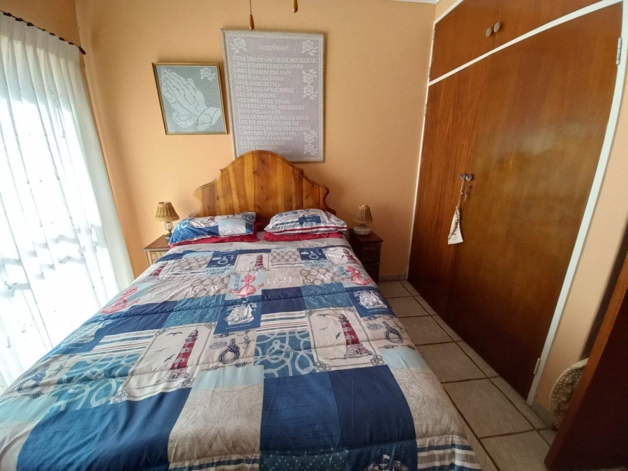 3 Bedroom Property for Sale in Helikonpark Gauteng