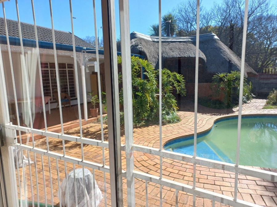 3 Bedroom Property for Sale in Helikonpark Gauteng
