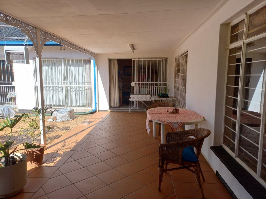 3 Bedroom Property for Sale in Helikonpark Gauteng