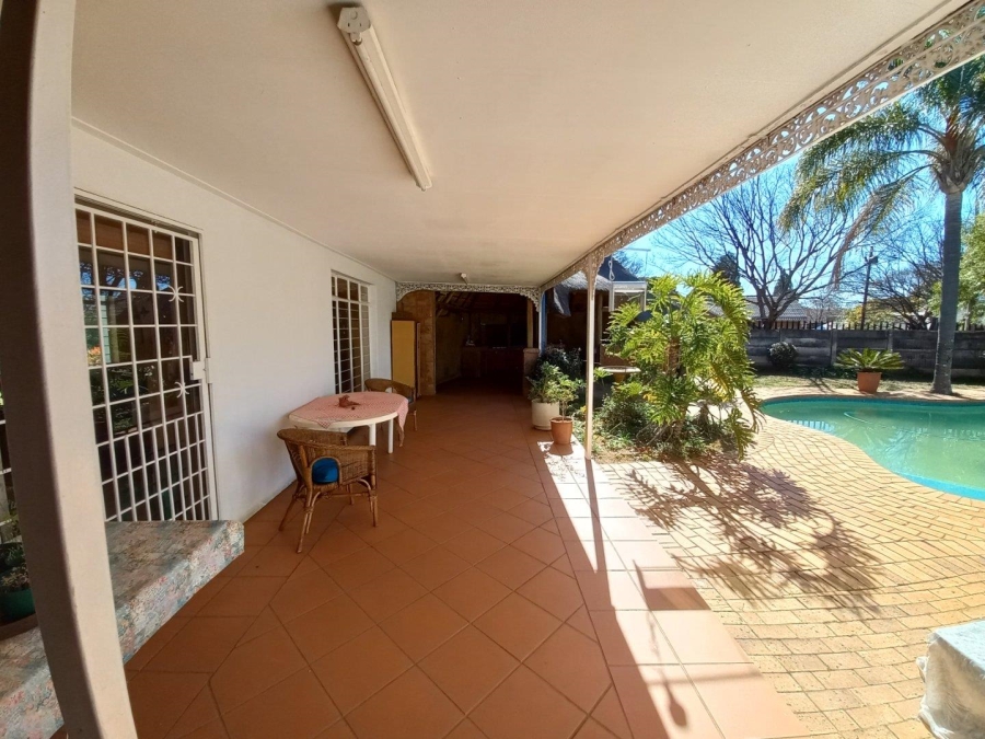 3 Bedroom Property for Sale in Helikonpark Gauteng