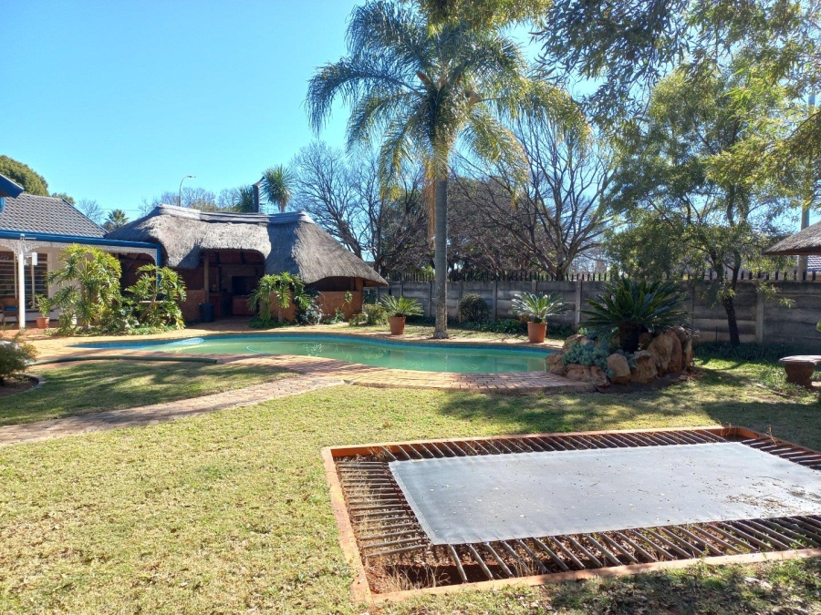 3 Bedroom Property for Sale in Helikonpark Gauteng