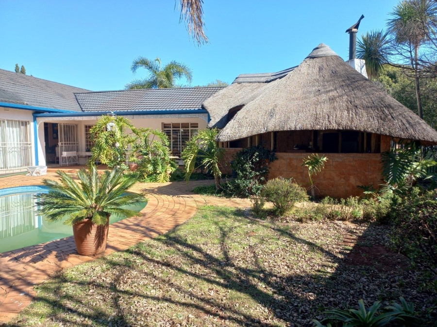 3 Bedroom Property for Sale in Helikonpark Gauteng