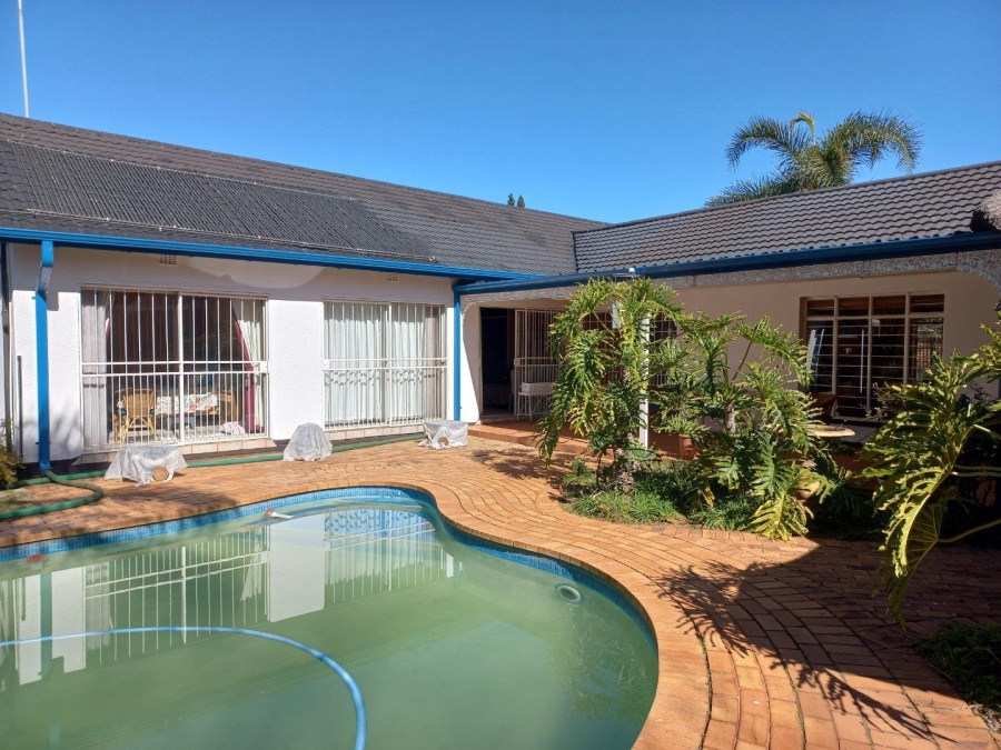3 Bedroom Property for Sale in Helikonpark Gauteng