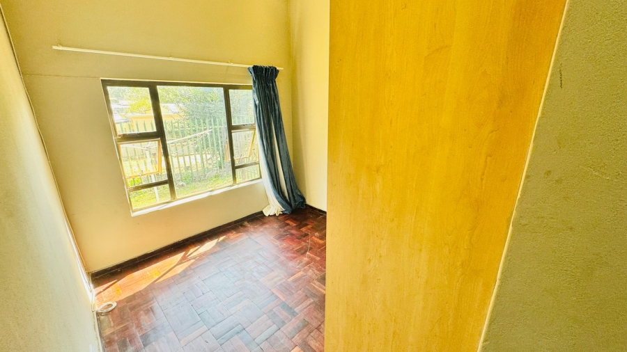 To Let 2 Bedroom Property for Rent in Buccleuch Gauteng