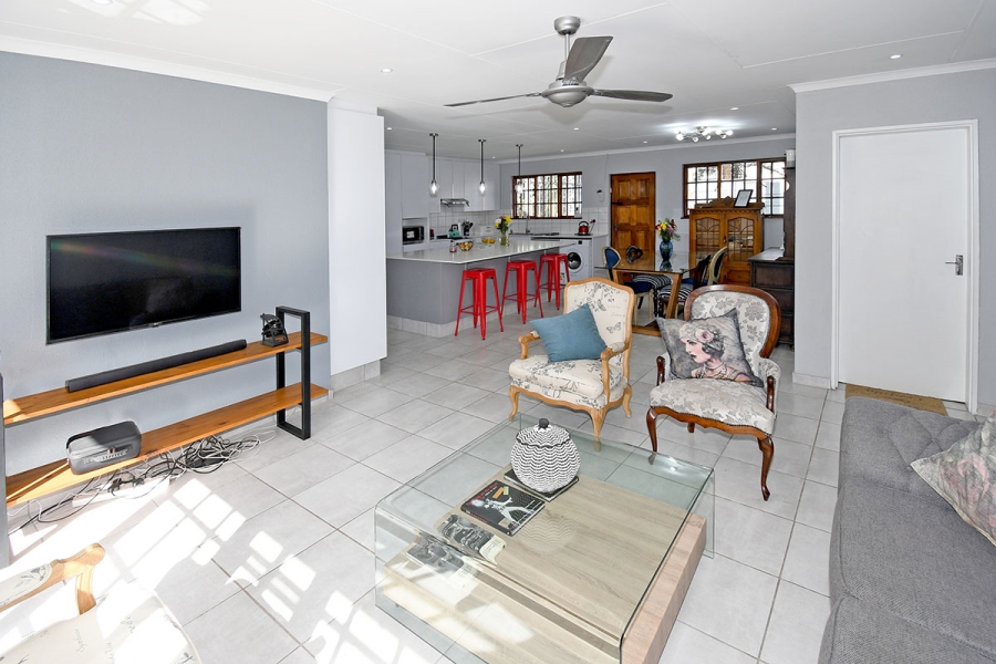 3 Bedroom Property for Sale in Ferndale Gauteng