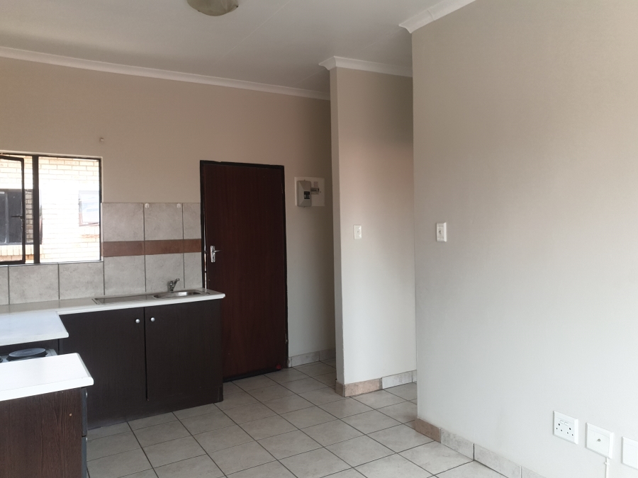 1 Bedroom Property for Sale in Kempton Park Central Gauteng