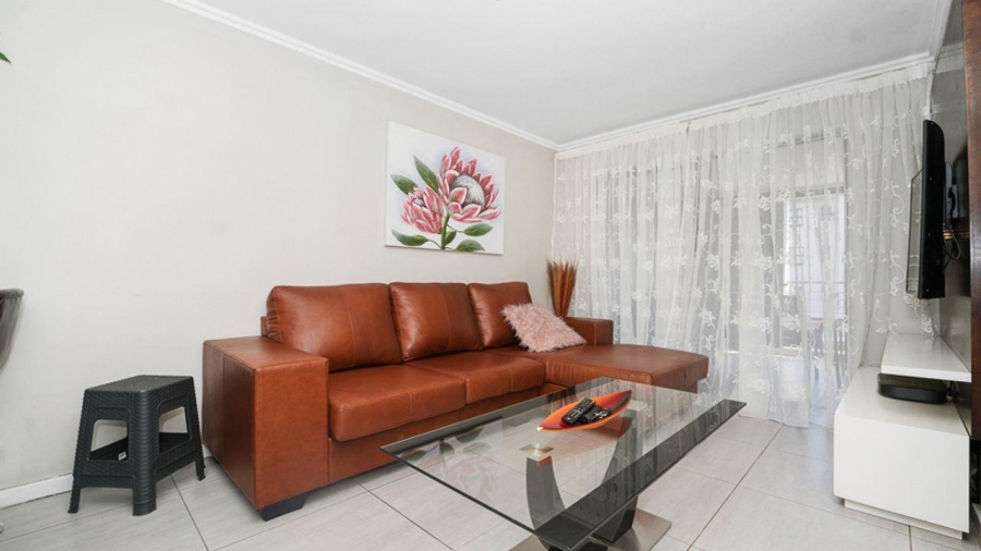 3 Bedroom Property for Sale in Sebenza Gauteng