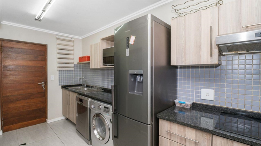 3 Bedroom Property for Sale in Sebenza Gauteng