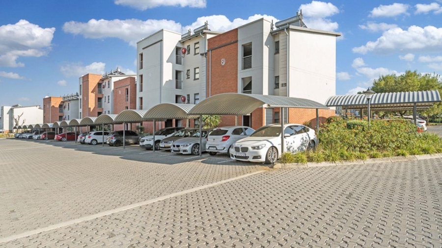 3 Bedroom Property for Sale in Sebenza Gauteng