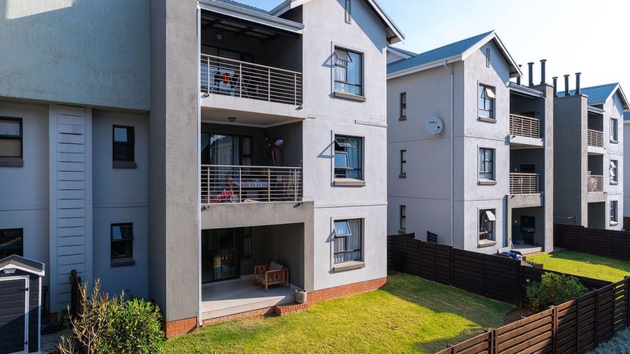 3 Bedroom Property for Sale in Longlake Gauteng