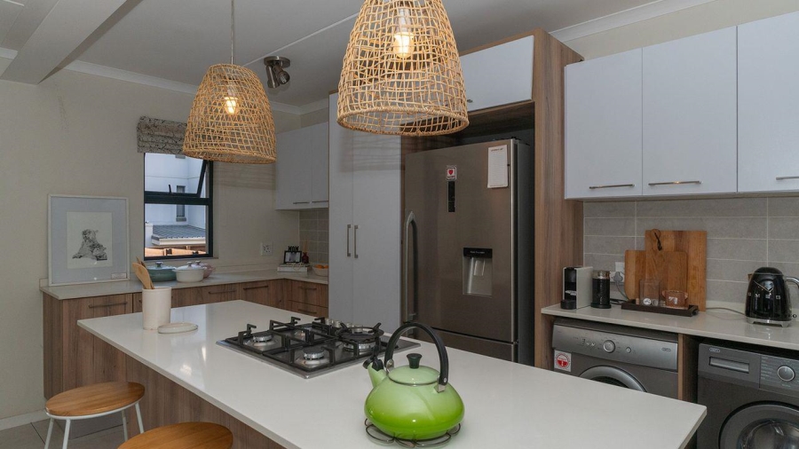 3 Bedroom Property for Sale in Longlake Gauteng