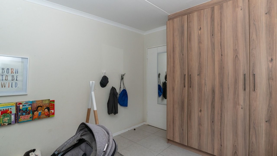 3 Bedroom Property for Sale in Longlake Gauteng