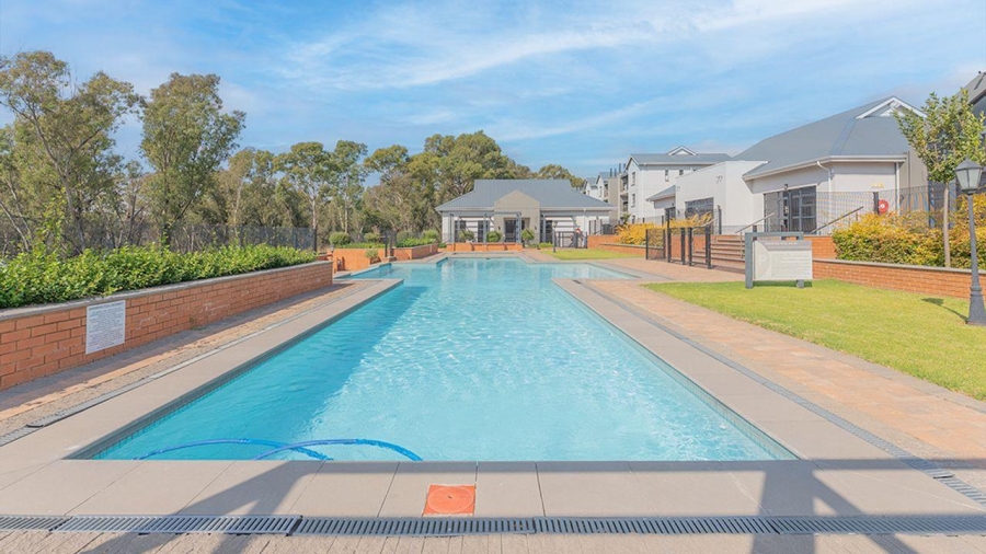 3 Bedroom Property for Sale in Longlake Gauteng