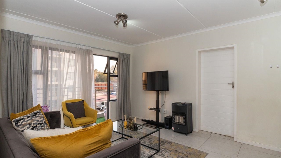 1 Bedroom Property for Sale in Modderfontein Gauteng