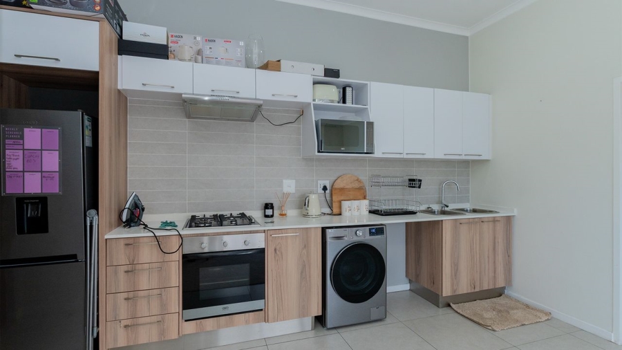 1 Bedroom Property for Sale in Modderfontein Gauteng