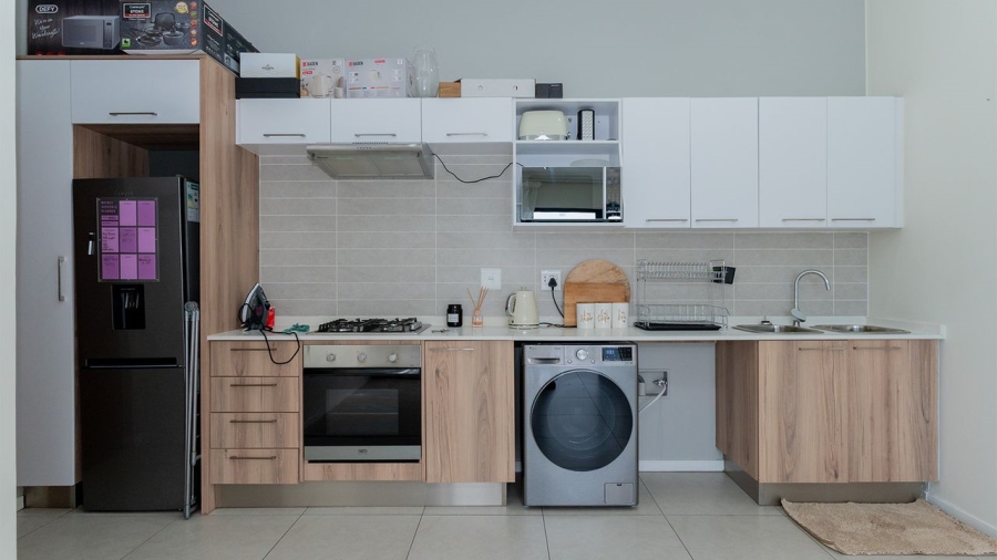 1 Bedroom Property for Sale in Modderfontein Gauteng