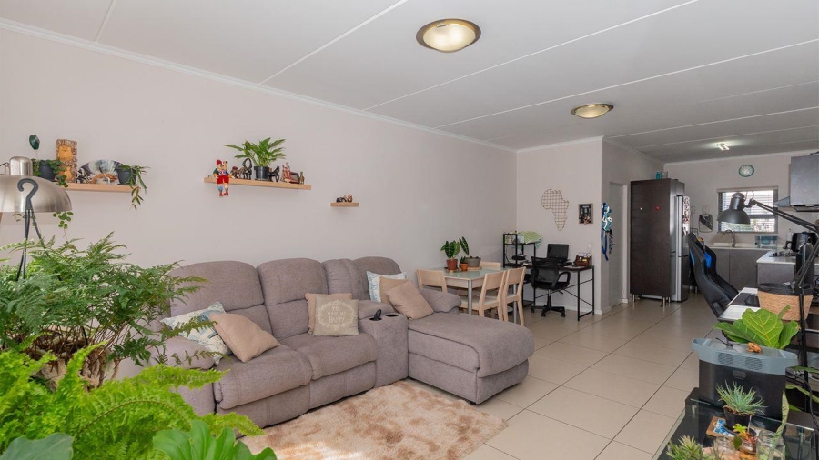 2 Bedroom Property for Sale in Greenstone Hill Gauteng