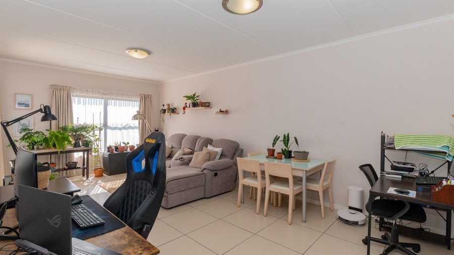2 Bedroom Property for Sale in Greenstone Hill Gauteng