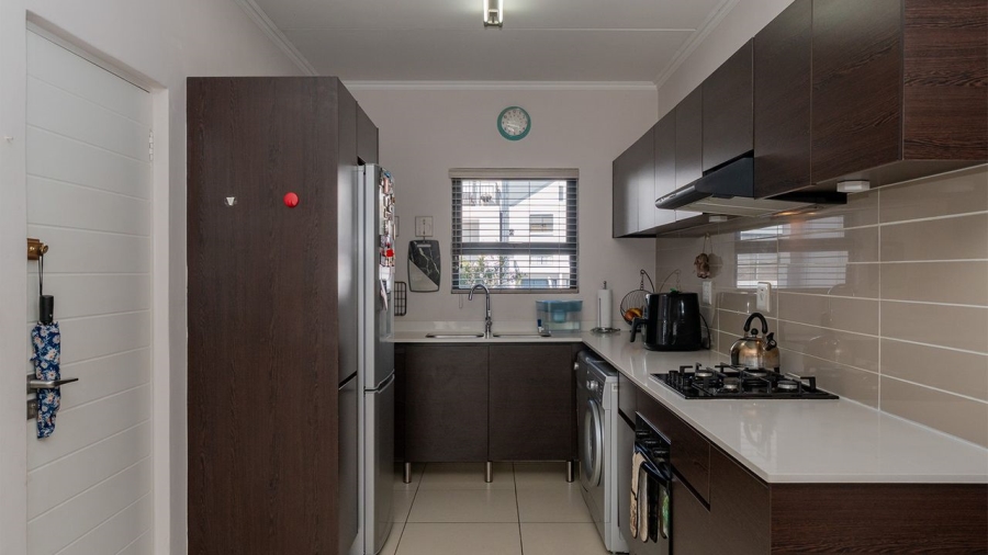 2 Bedroom Property for Sale in Greenstone Hill Gauteng