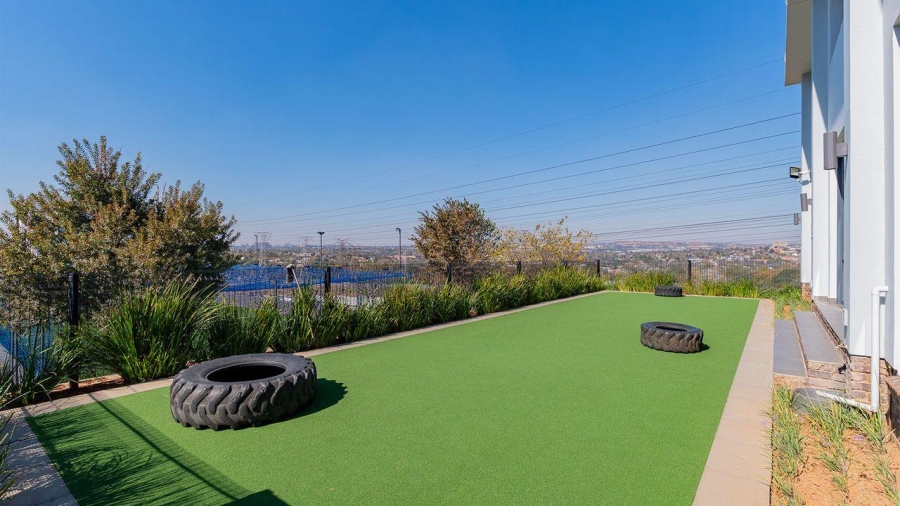2 Bedroom Property for Sale in Greenstone Hill Gauteng