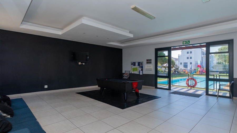 2 Bedroom Property for Sale in Greenstone Hill Gauteng