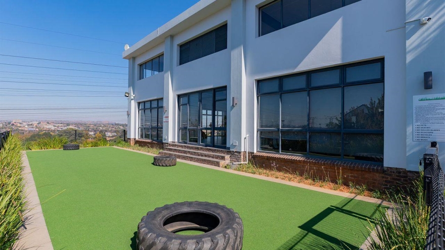 2 Bedroom Property for Sale in Greenstone Hill Gauteng