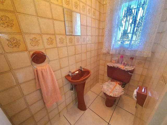 4 Bedroom Property for Sale in Rant En Dal Gauteng