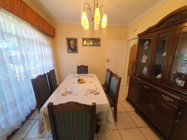 4 Bedroom Property for Sale in Rant En Dal Gauteng