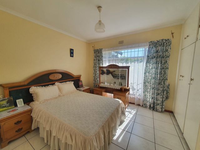 4 Bedroom Property for Sale in Rant En Dal Gauteng