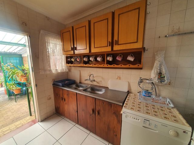 4 Bedroom Property for Sale in Rant En Dal Gauteng