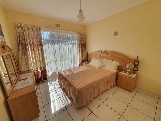 4 Bedroom Property for Sale in Rant En Dal Gauteng