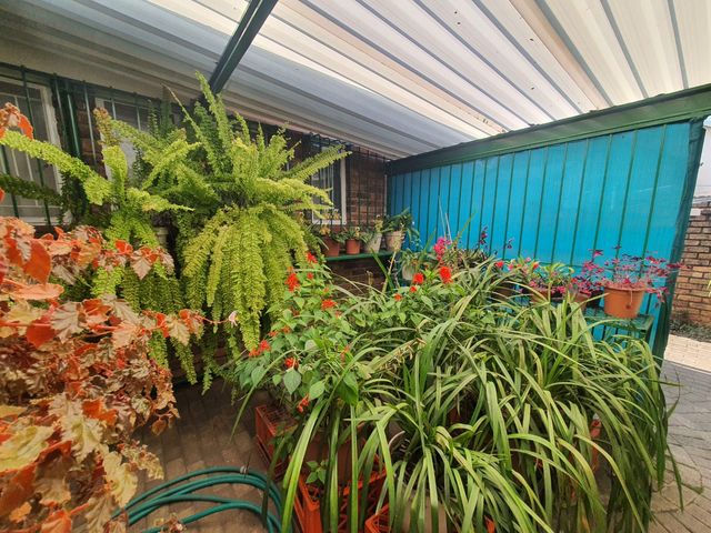 4 Bedroom Property for Sale in Rant En Dal Gauteng