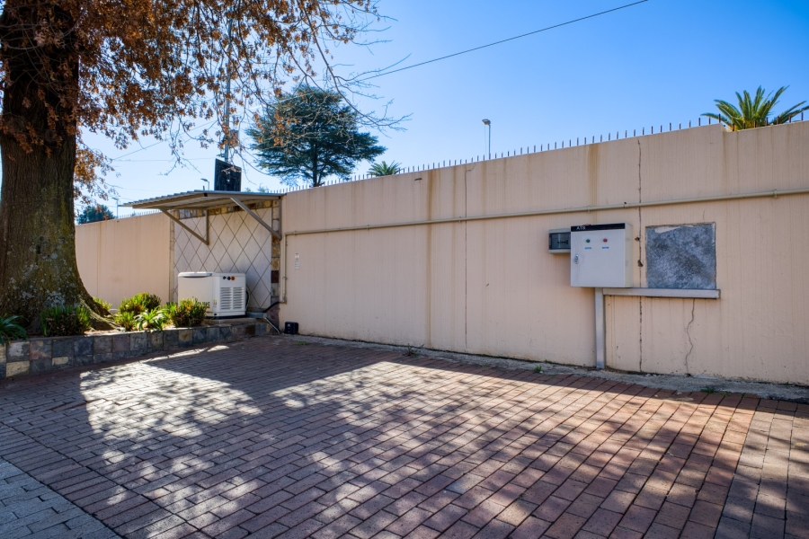 4 Bedroom Property for Sale in Cheltondale Gauteng