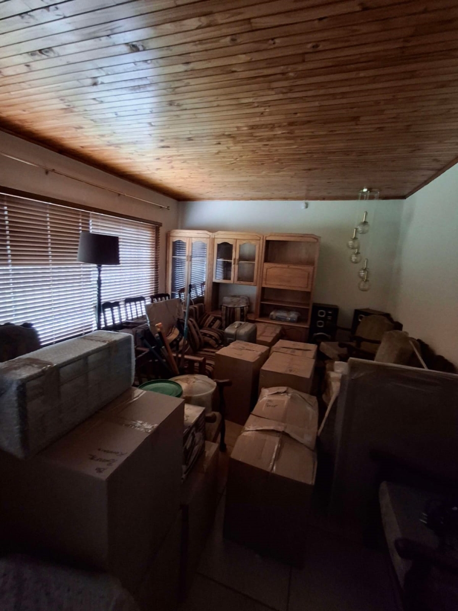 5 Bedroom Property for Sale in Noordheuwel Gauteng