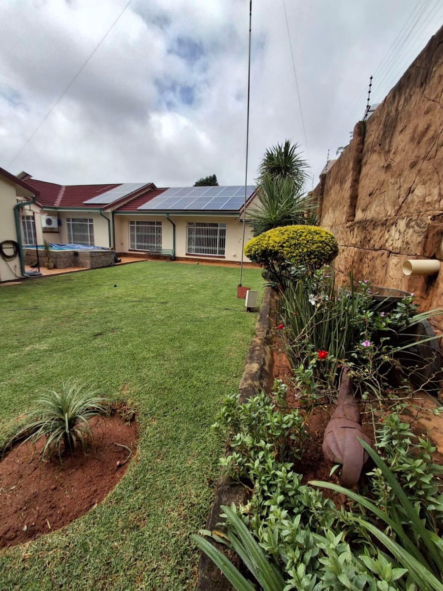 5 Bedroom Property for Sale in Noordheuwel Gauteng