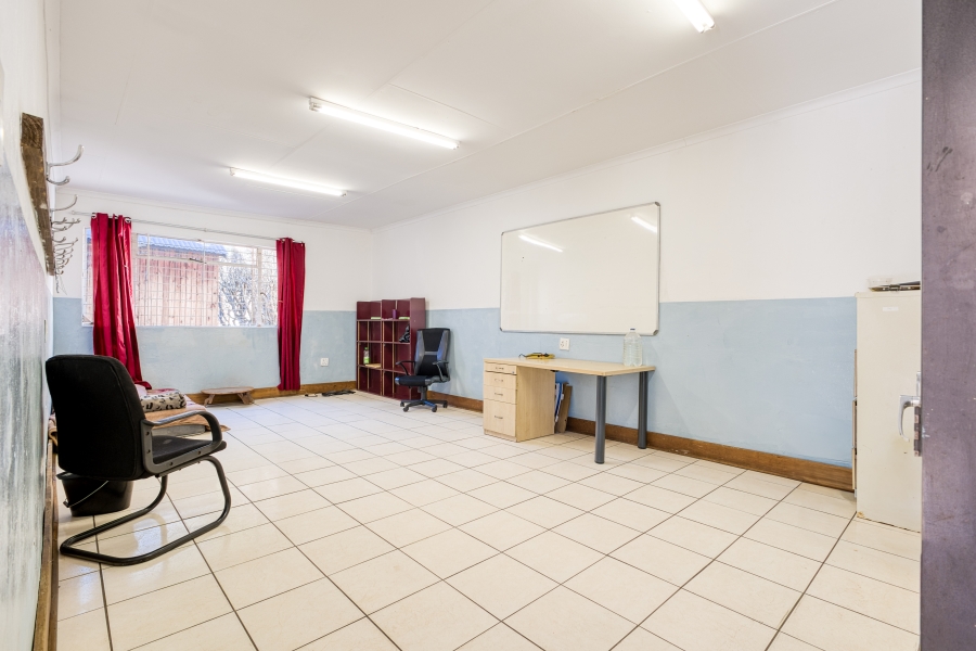 4 Bedroom Property for Sale in Cheltondale Gauteng