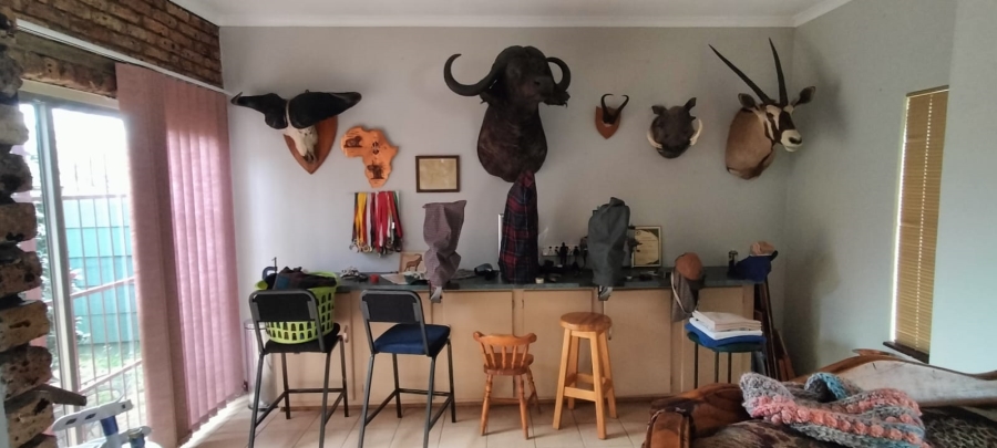 3 Bedroom Property for Sale in Helikonpark Gauteng
