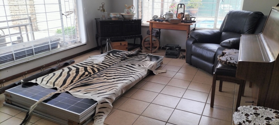 3 Bedroom Property for Sale in Helikonpark Gauteng